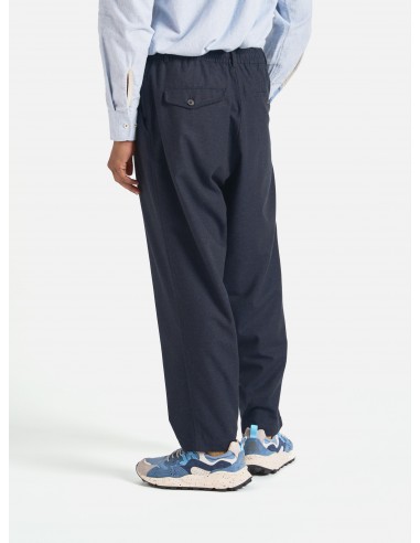 Universal Works Pleated Track Pant in Navy Birdseye Tweed brillant des détails fins