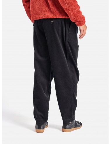 Universal Works Pleated Track Pant in Black Cord commande en ligne