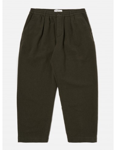 Universal Works Oxford Pant in Olive Recycled Soft Wool Faites des économies