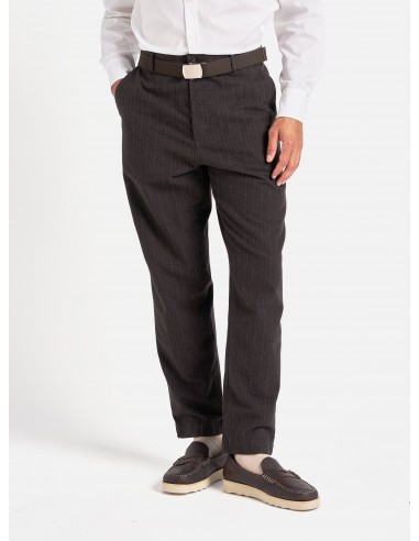 Universal Works Military Chino in Brown Italian Pinstripe rembourrage situé sous