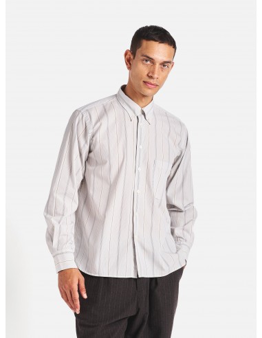 Universal Works Lazy Day Shirt in Ecru Sydney Stripe de technologie